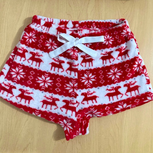 ROMWE 🎁 Plush Sherpa Fair Isle Lounge Shorts - Picture 12 of 16